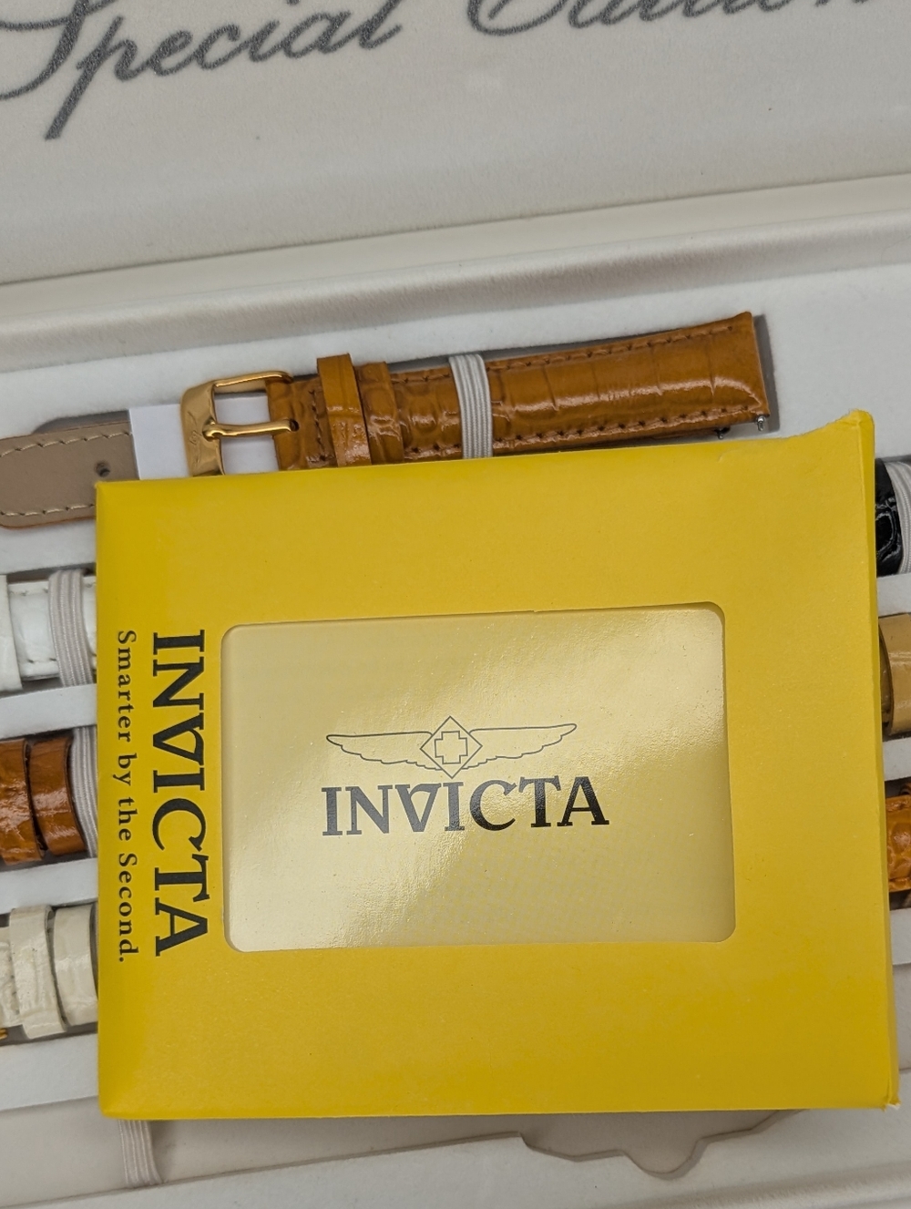 Invicta Lupah Lady Watch Special Edition Gift Set Tritnite Night Glow & Bands - Picture 13 of 16